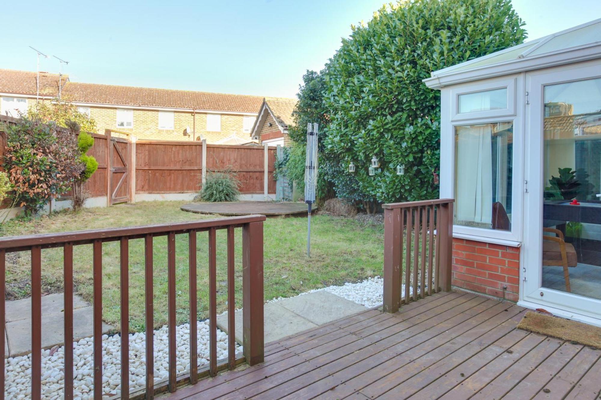Cosy Two Bedroom House - Chelmsford - Free Parking And Wifi Exterior photo